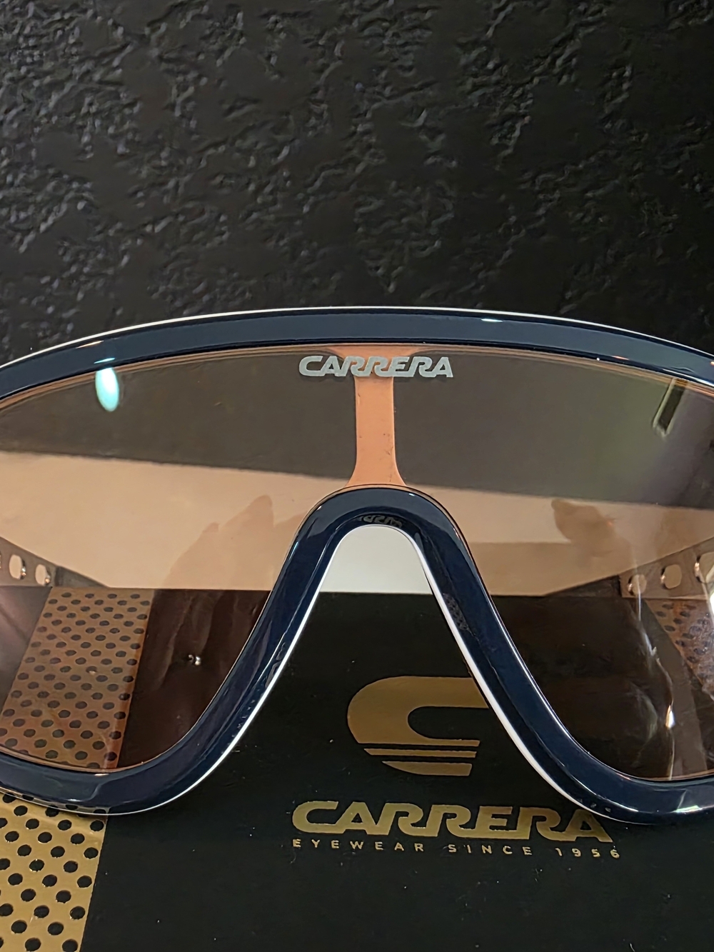 Carrera Flag Lab Special Edition Men’s Shield Sunglasses + Box - Picture 6 of 6